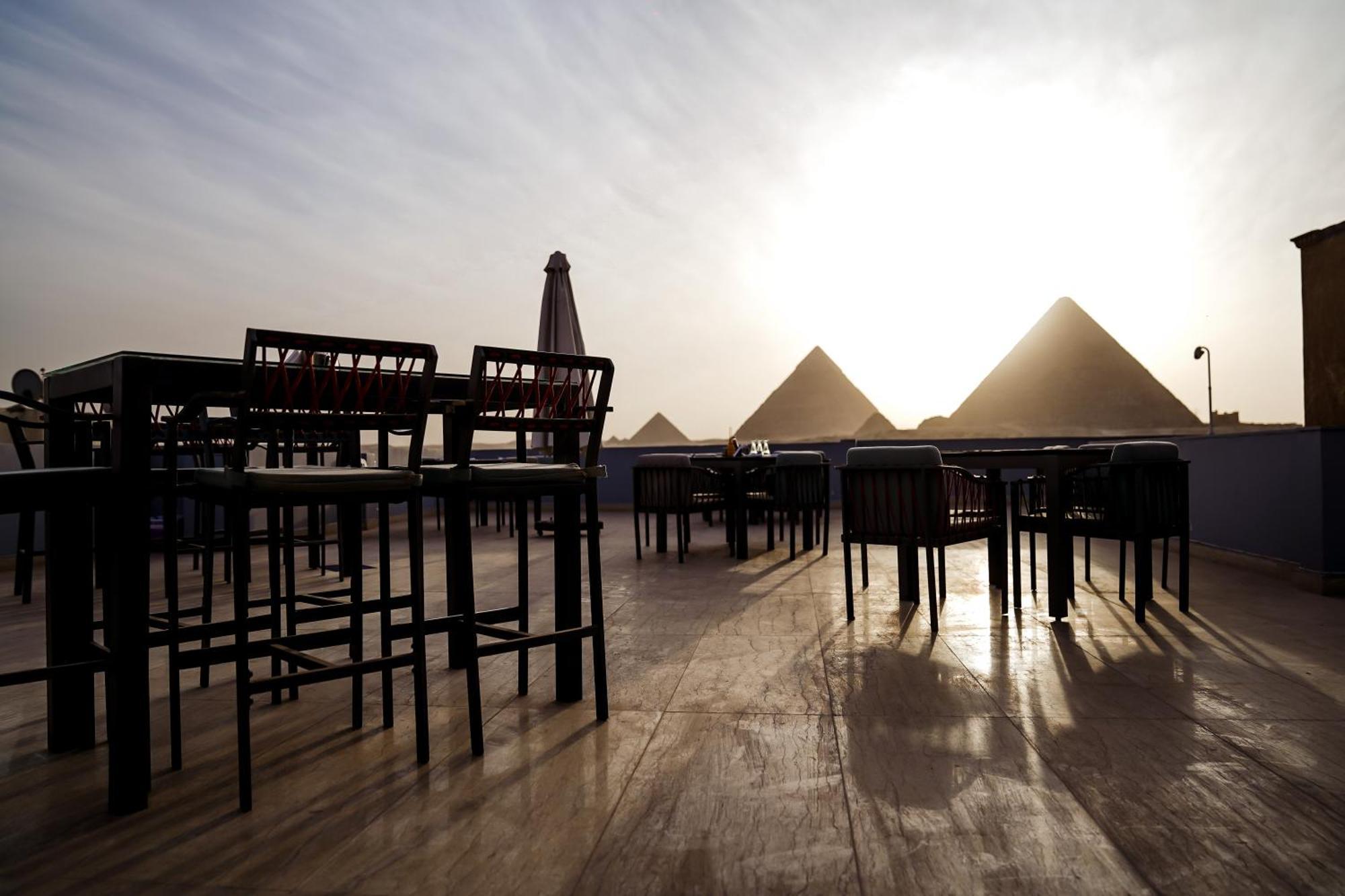 Pyramids Hotel Kafret el-Gabal Exterior photo